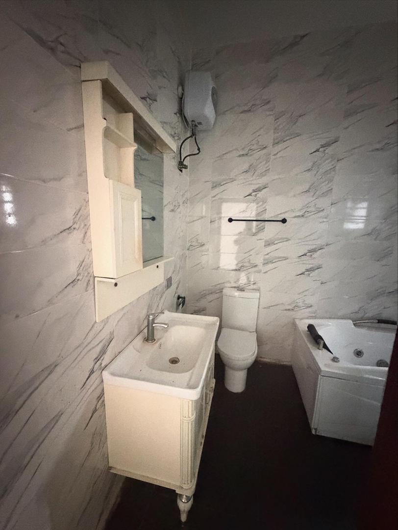 Bathroom detail inside the Chevron Lekki rental duplex