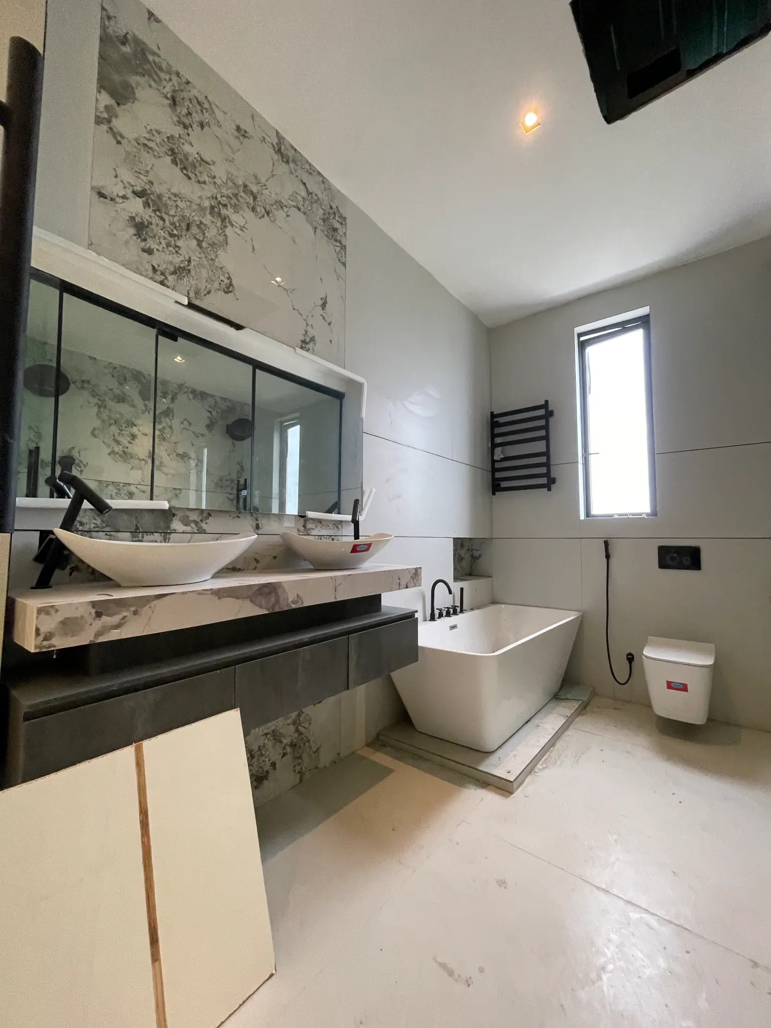 Second bathroom detail inside the Ikate Lekki duplex